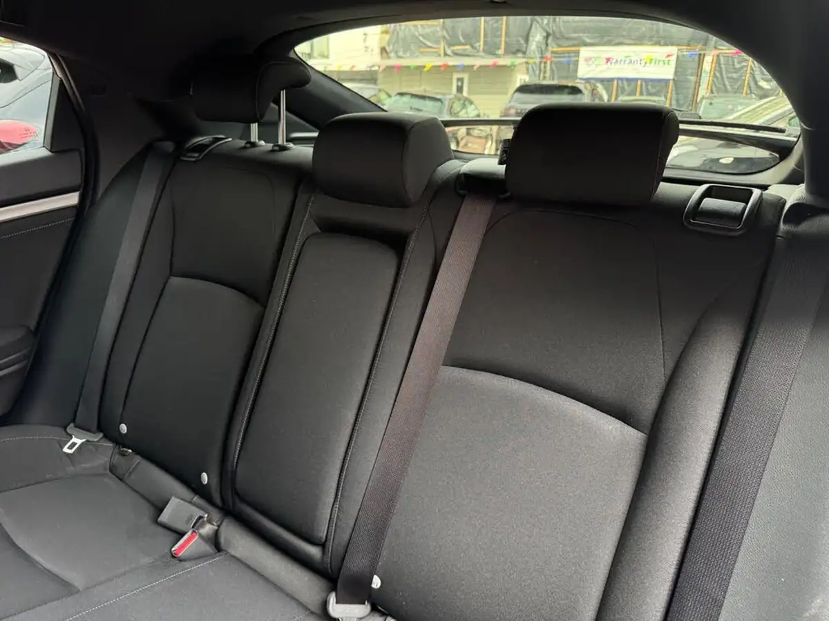 2017-honda-civic-10-vtec-turbo-sr-cvt-big-30