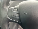 2015-peugeot-208-12-style-puretech-3d-small-24