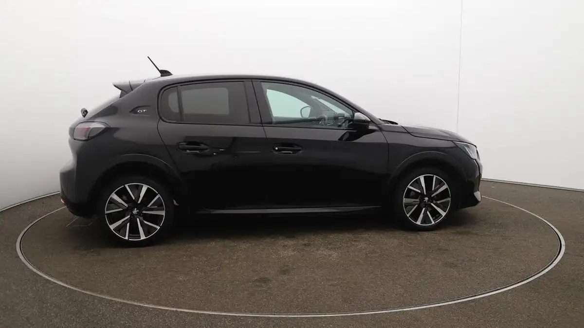 2021-peugeot-208-12-puretech-gt-100bhp-big-52