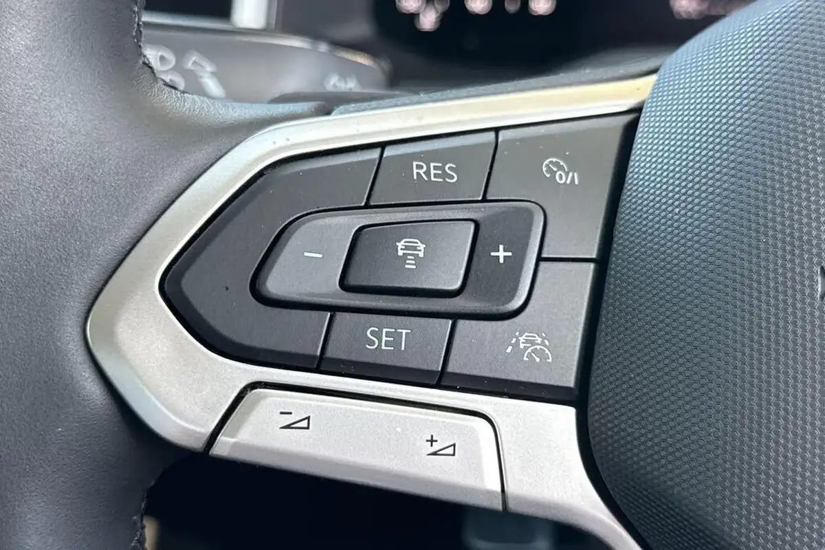 2025-volkswagen-polo-10-tsi-match-dsg-big-49
