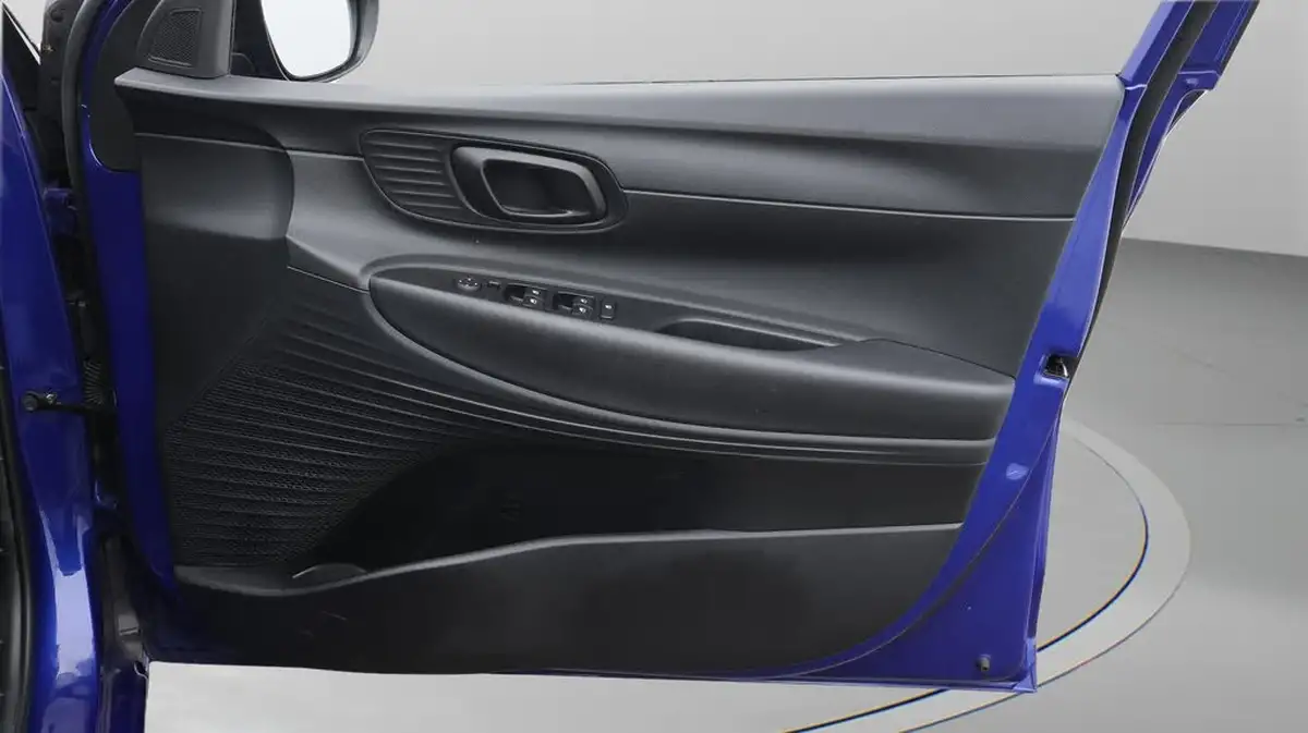 2022-hyundai-i20-10-t-gdi-se-connect-dct-big-15