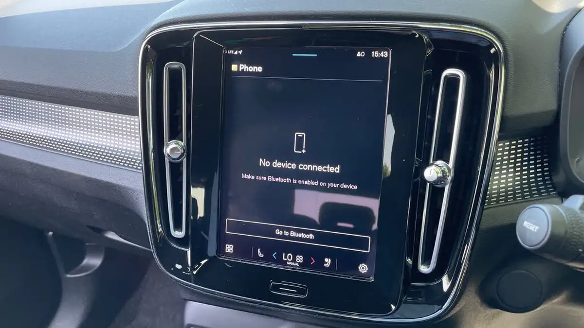 2022-volvo-xc40-e-twin-recharge-plus-big-28