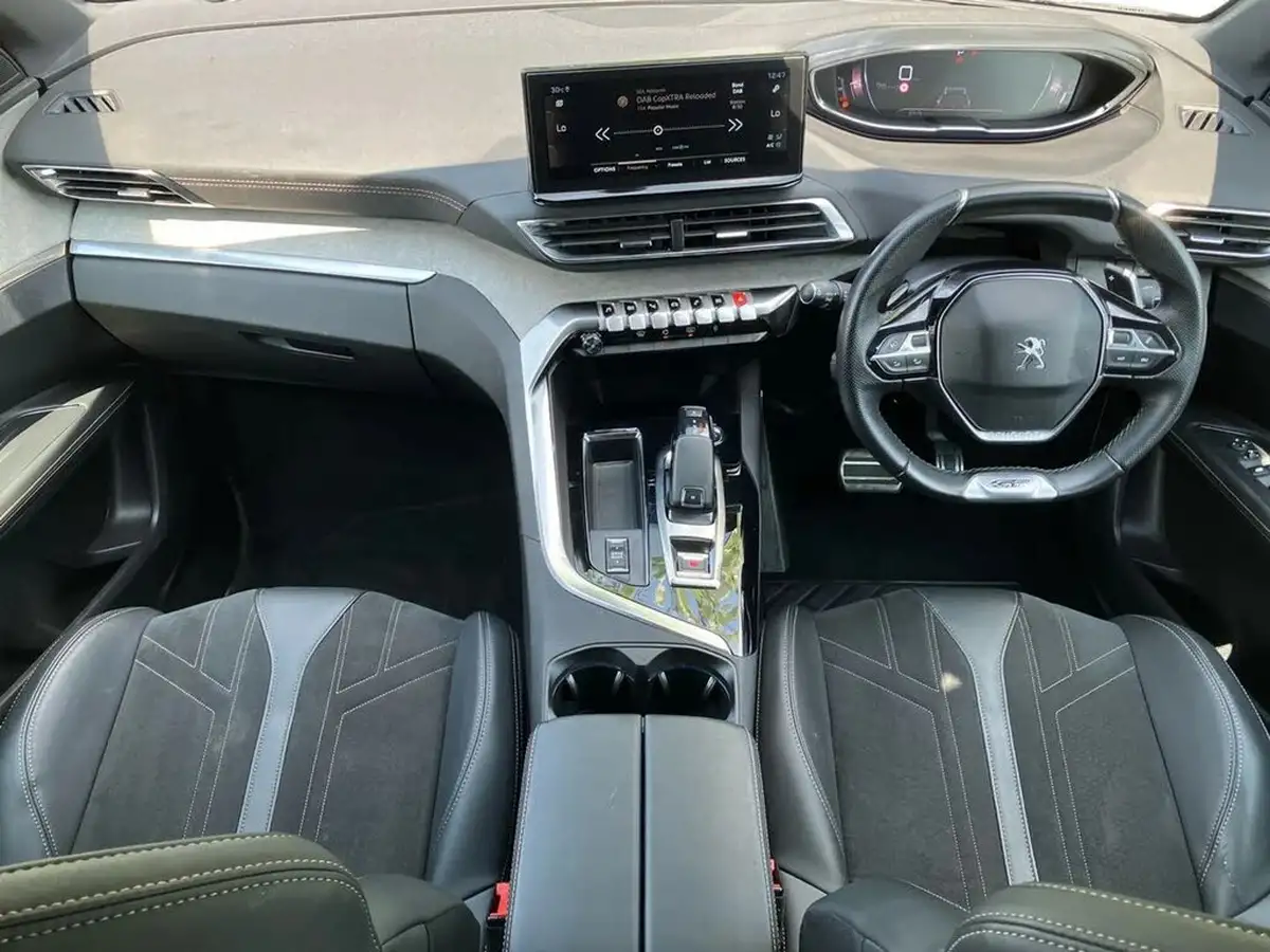 2021-peugeot-3008-suv-12-puretech-gt-eat8-big-9