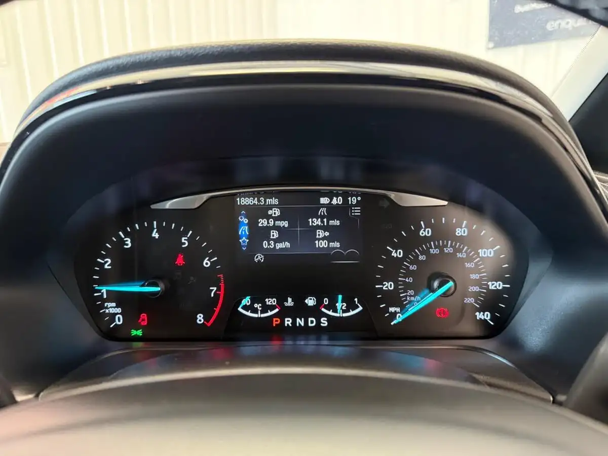 2018-ford-fiesta-10t-titanium-100ps-3d-auto-big-22