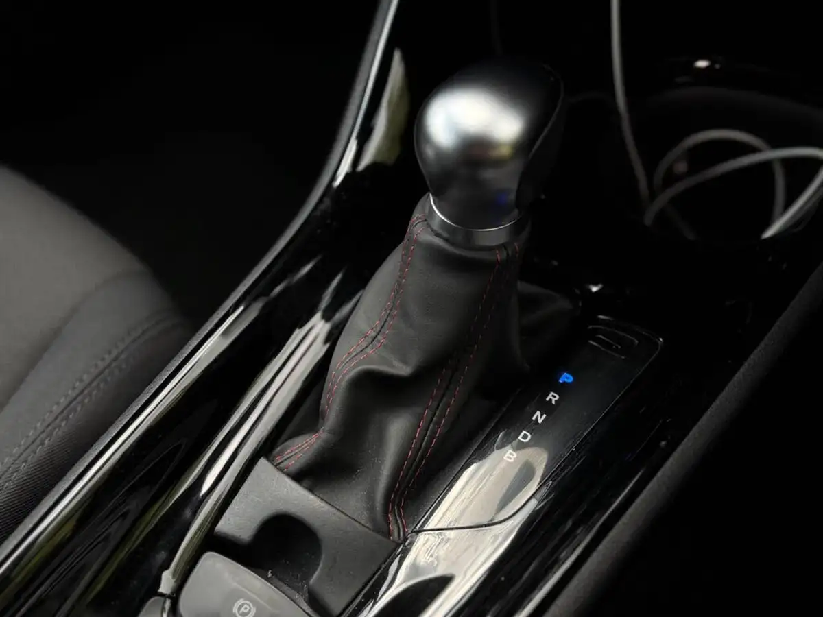 2021-toyota-c-hr-18-vvt-i-gr-sport-big-11