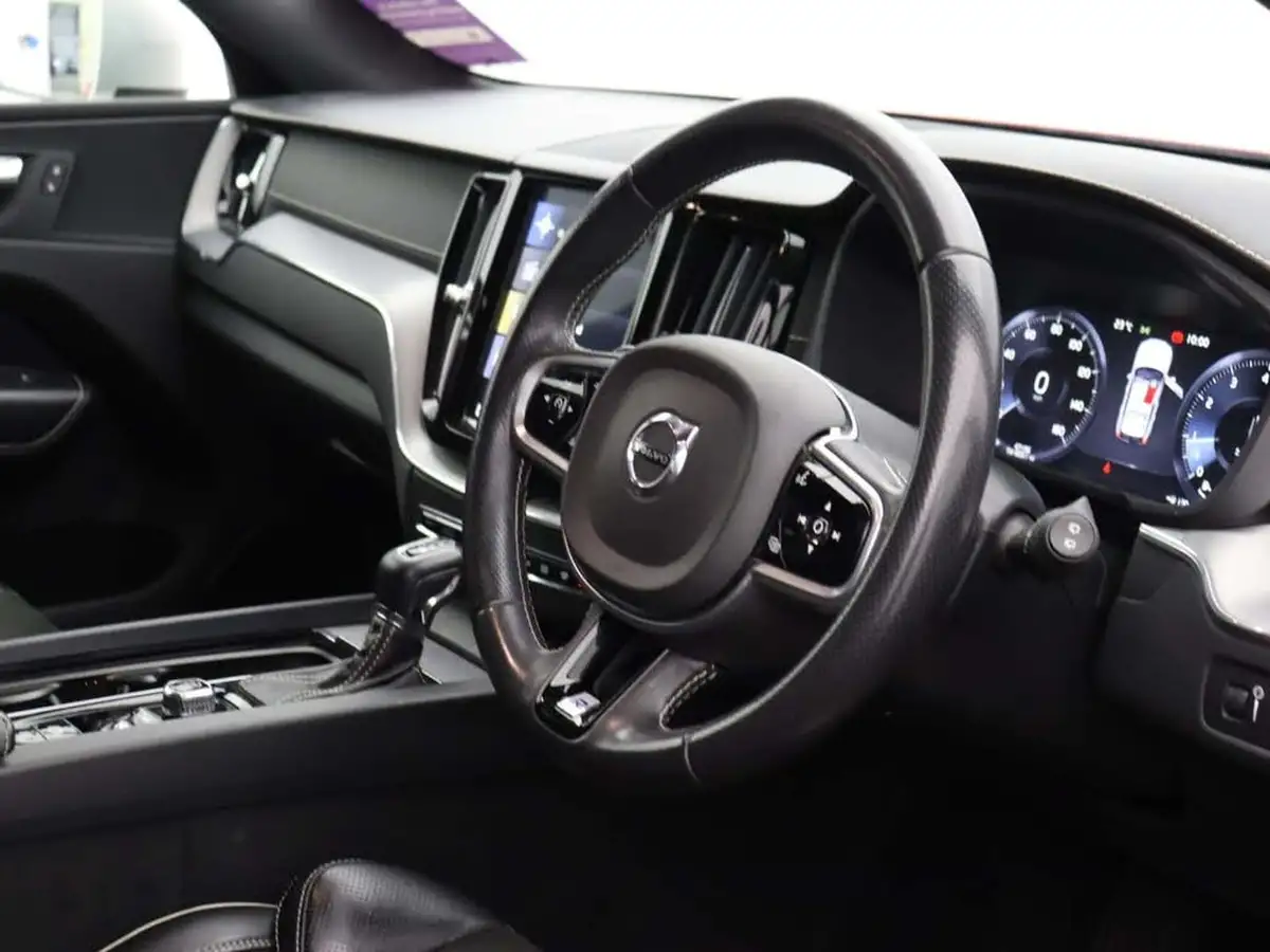 2018-volvo-xc60-20-t5-r-design-pro-250bhp-awd-big-20