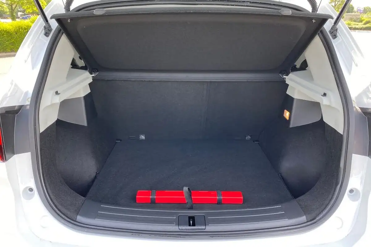 2024-mg-zs-suv-10t-gdi-exclusive-auto-big-14