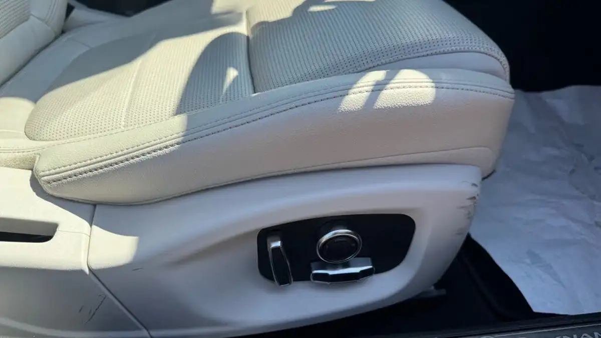 2020-jaguar-xe-20i-r-dynamic-s-250ps-big-11