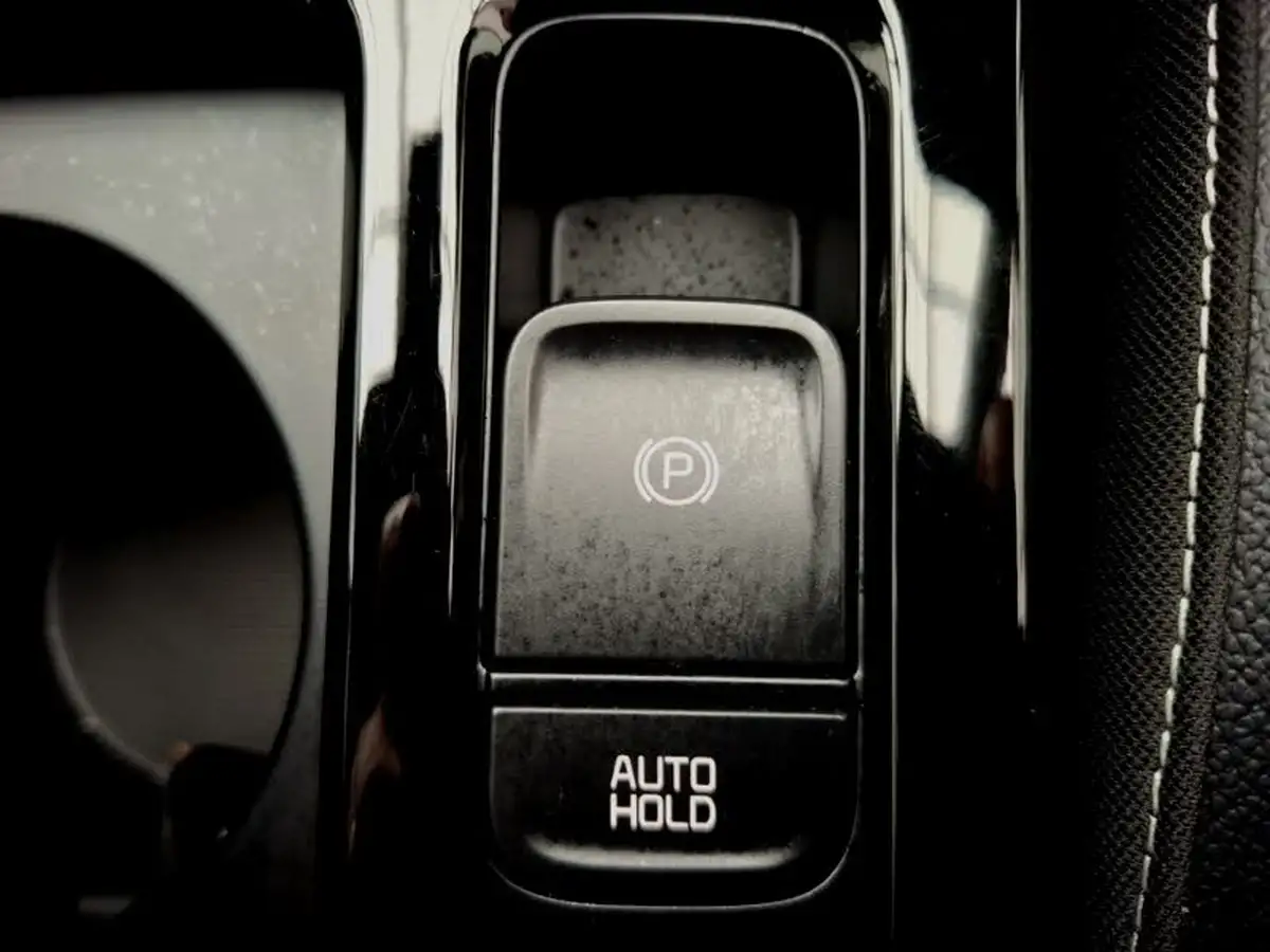 2022-kia-xceed-10-t-gdi-connect-big-16