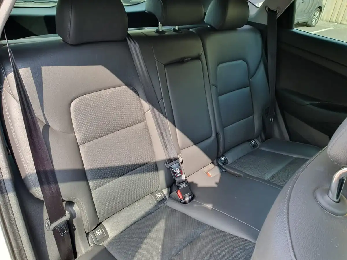 2018-hyundai-tucson-20crdi-premium-se-185ps-auto-big-11