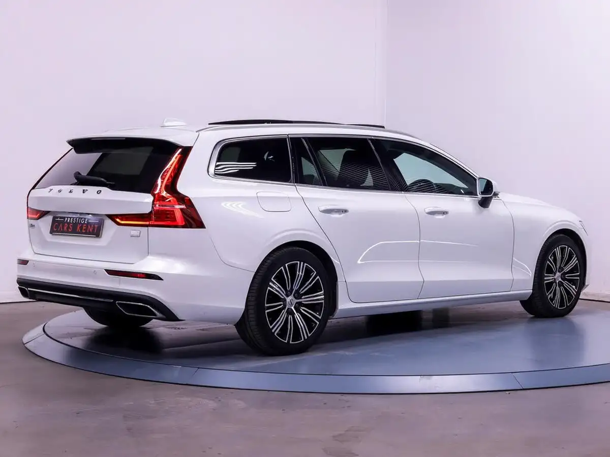 2021-volvo-v60-20-t6-inscription-350bhp-plug-in-hybrid-big-7