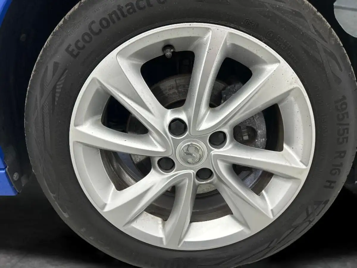 2021-vauxhall-corsa-12i-elite-big-12