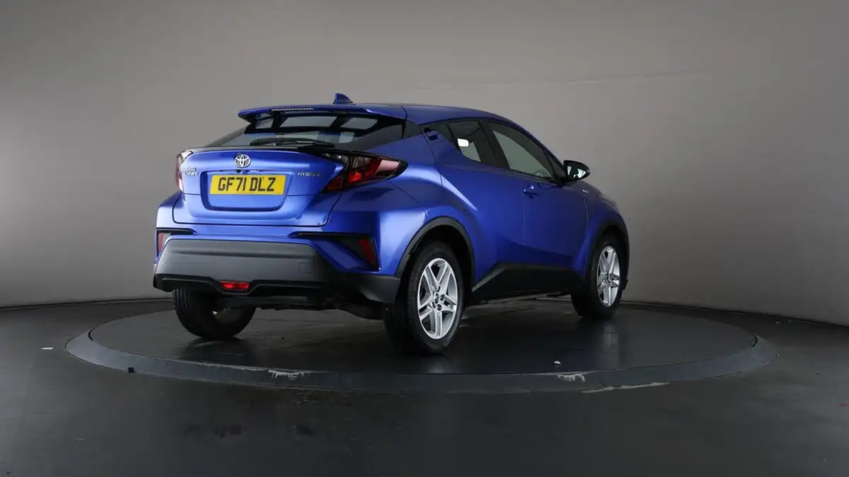 2021-toyota-c-hr-18-vvt-i-icon-big-69