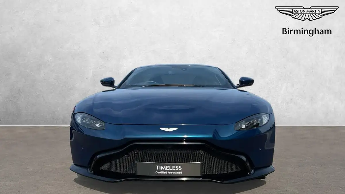 2019-aston-martin-vantage-40-v8-vantage-big-6