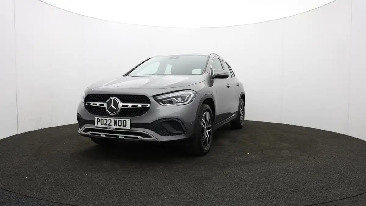 2022-mercedes-benz-gla-class-13-gla-200-sport-executive-big-60