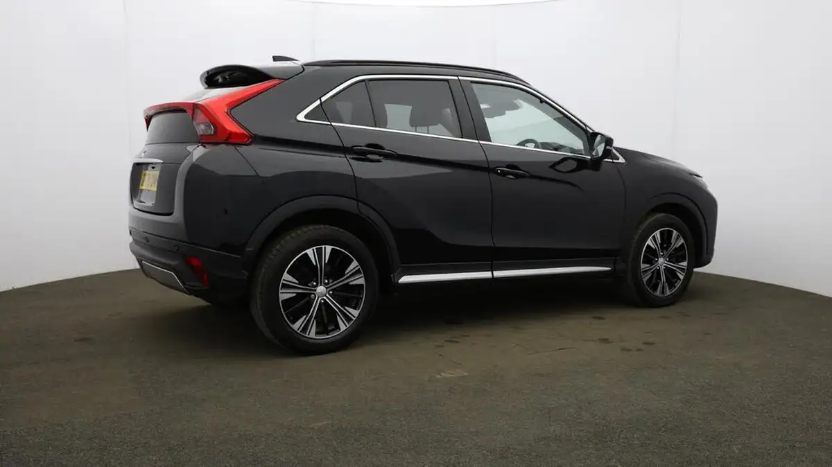2021-mitsubishi-eclipse-cross-15-4-big-57