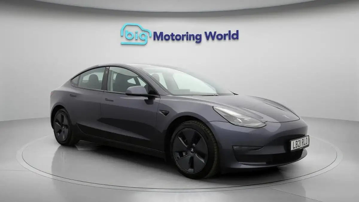 2021-tesla-model-3-e-long-range-4x4-big-1
