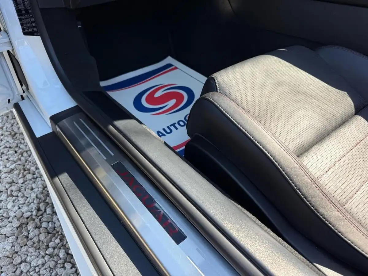 2020-jaguar-f-type-20-i4-chequered-flag-convertible-big-39