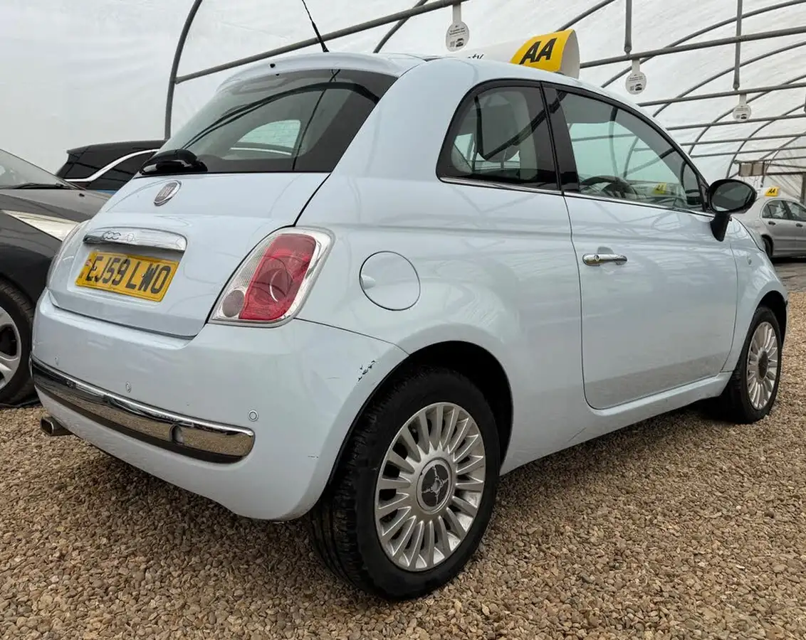 2009-fiat-500-12-lounge-big-23