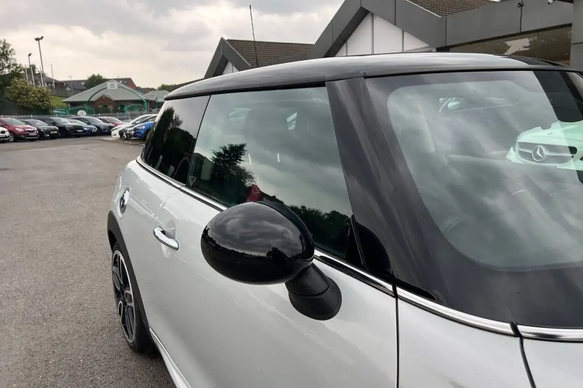 2018-mini-cooper-20-cooper-s-series-ii-ss-hatchback-3d-big-15