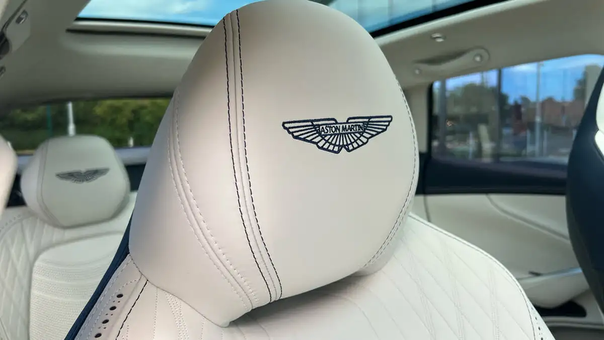 2022-aston-martin-dbx-40-v8-big-4
