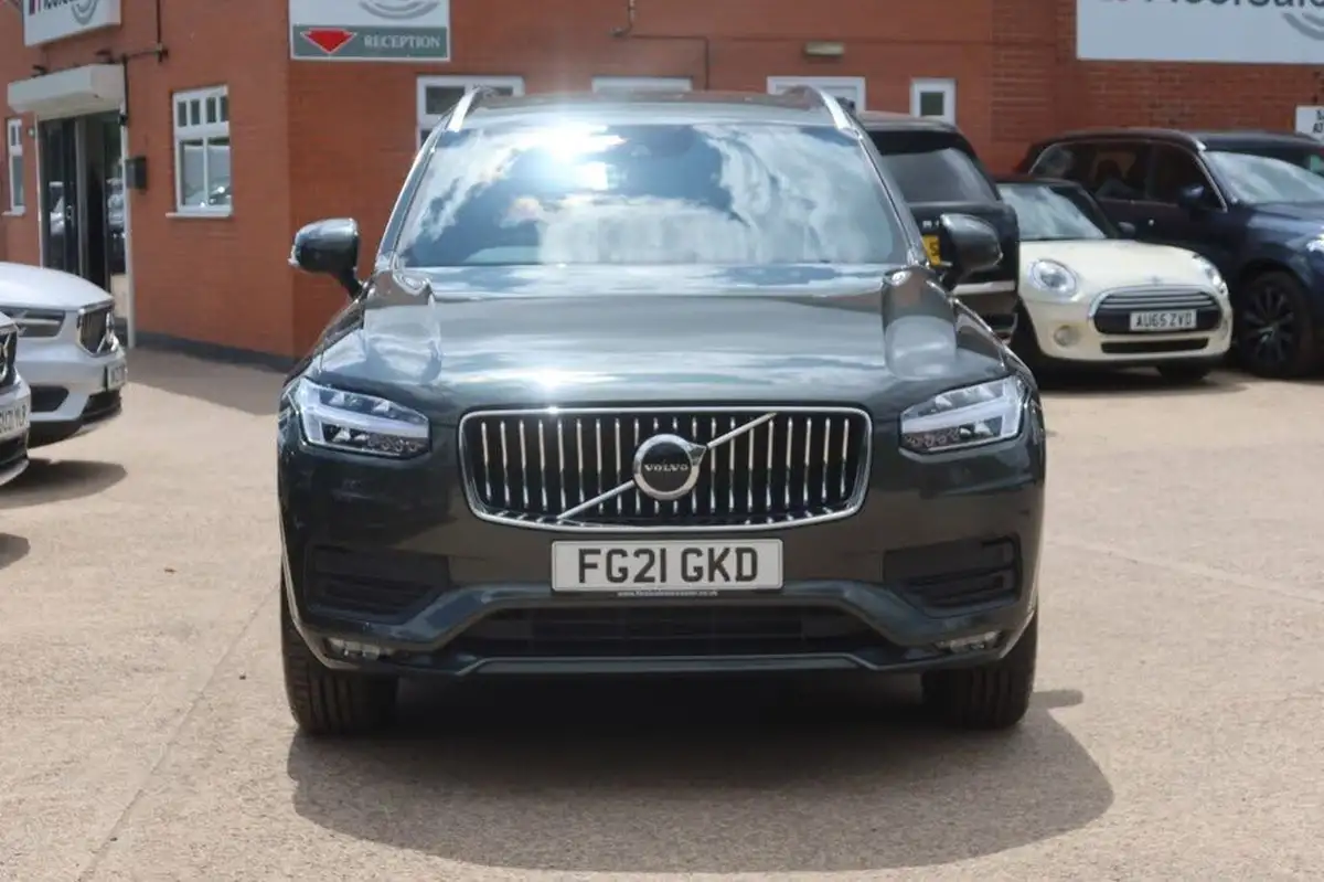 2021-volvo-xc90-20td-b5-momentum-big-5