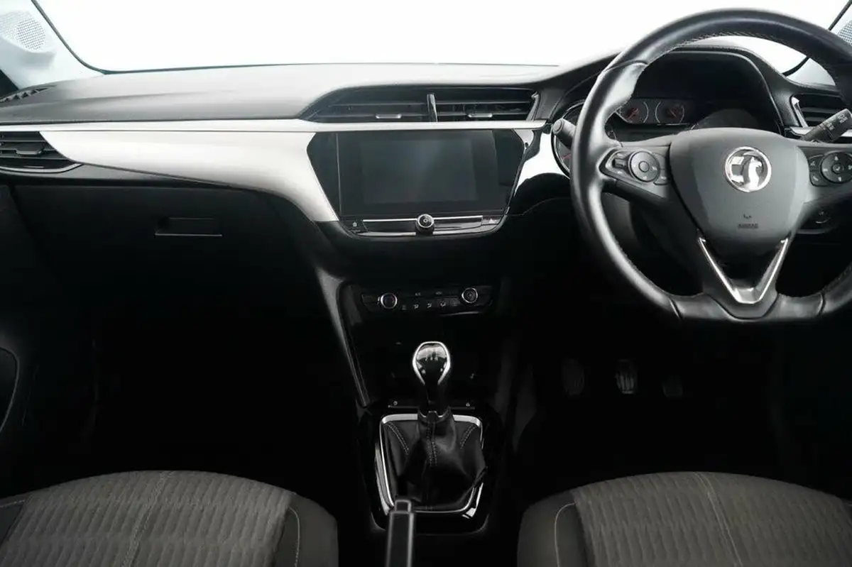 2021-vauxhall-corsa-12i-se-big-26