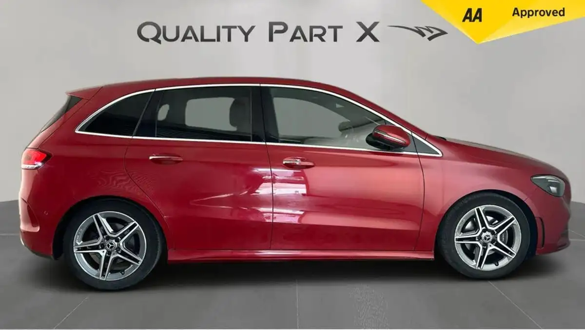 2020-mercedes-benz-b-class-13-b200-amg-line-premium-plus-big-1