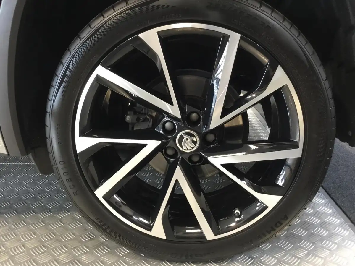 2021-skoda-kodiaq-20-tsi-sportline-big-7