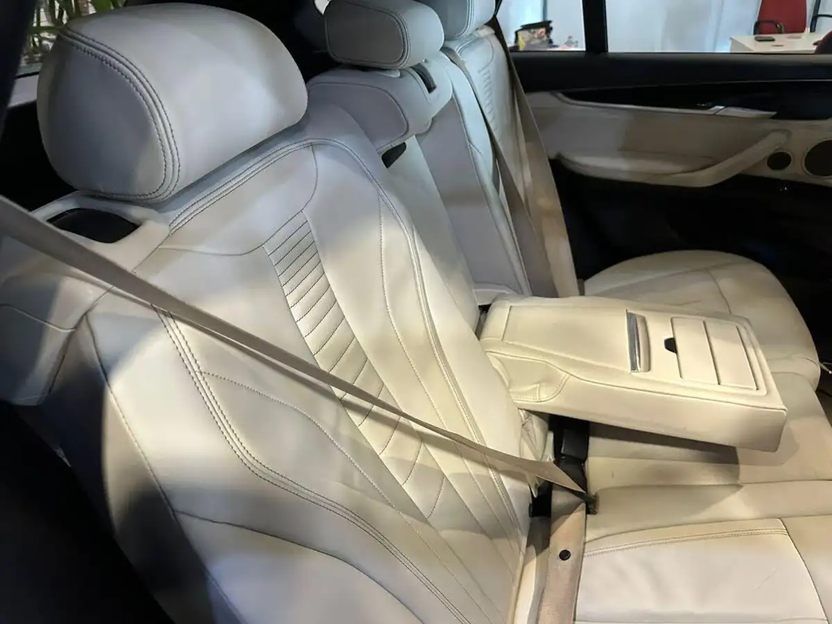 2016-bmw-x5-30td-m50d-big-26