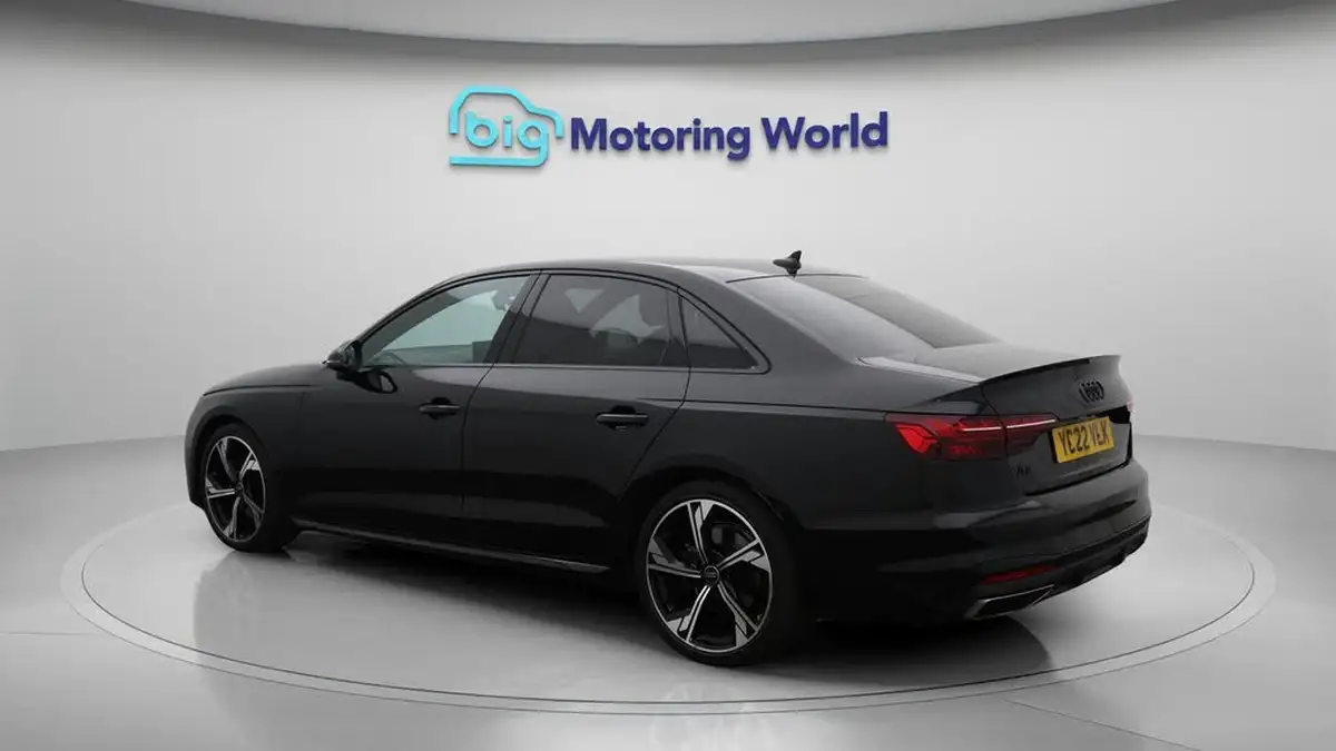 2022-audi-a4-20-35-tfsi-black-edition-s-tronic-big-5
