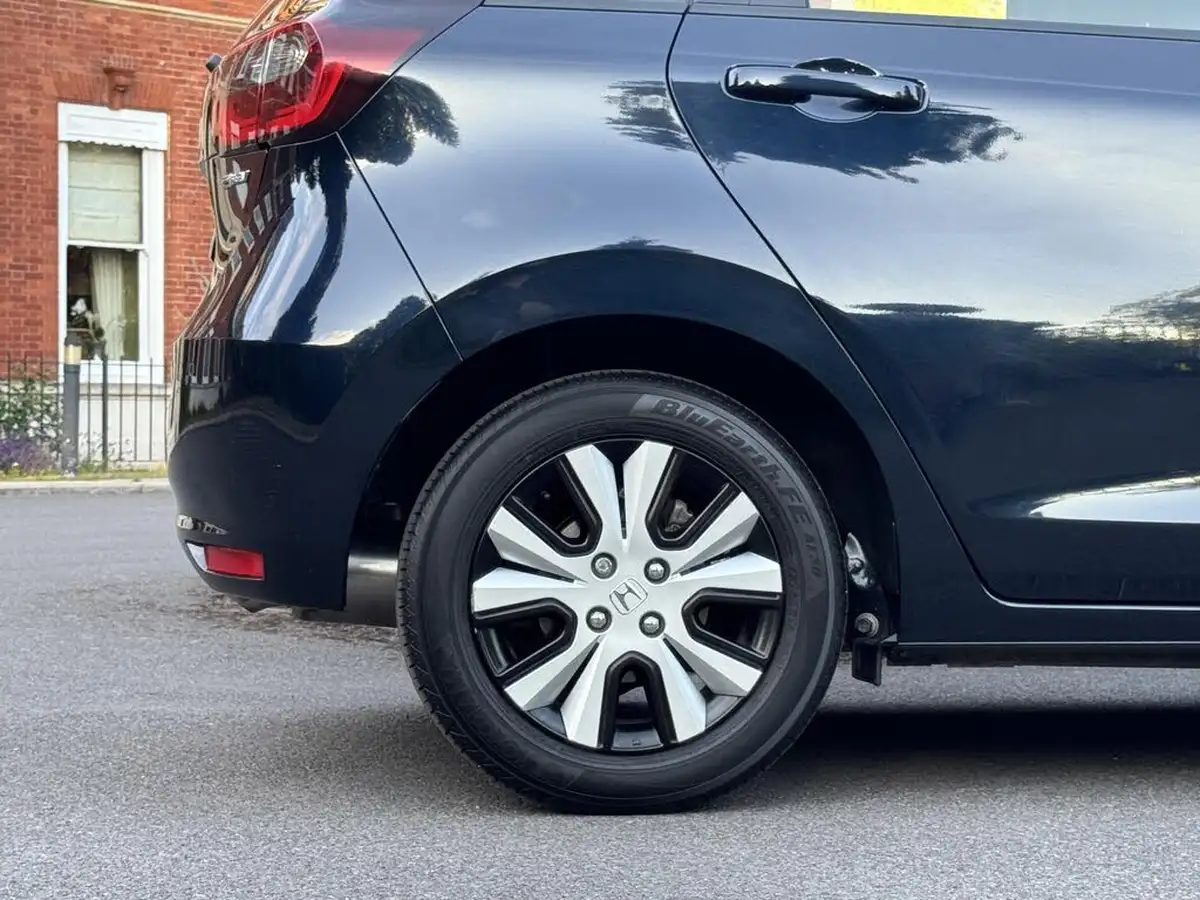 2021-honda-jazz-15-i-mmd-sr-109ps-big-43
