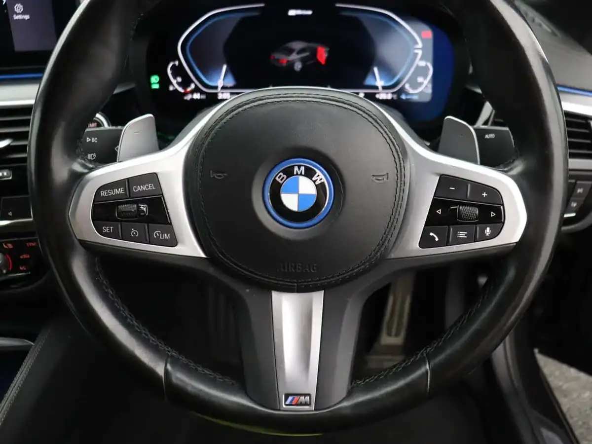 2022-bmw-5-series-20-530e-m-sport-saloon-4d-big-37