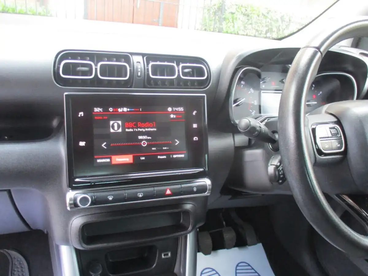 2018-citroen-c3-aircross-12-puretech-feel-82ps-big-50
