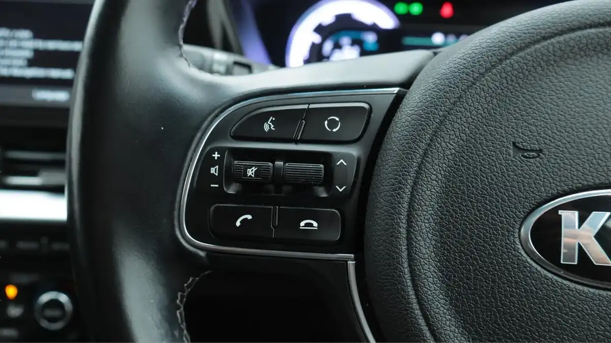 2020-kia-niro-16-gdi-phev-3-big-22