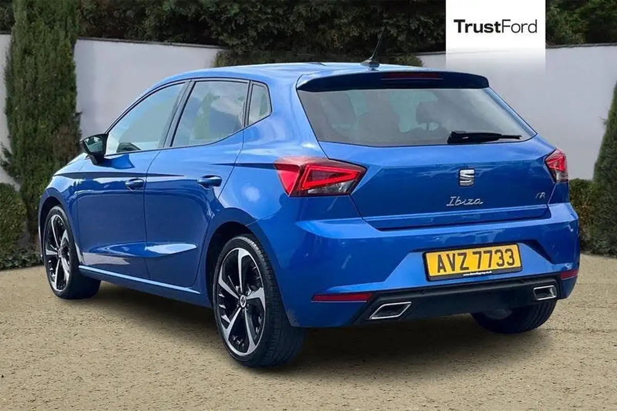 2023-seat-ibiza-10-tsi-fr-sport-110ps-big-1