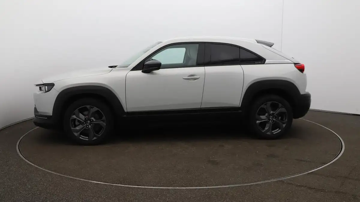 2021-mazda-mx-30-e-first-edition-big-64