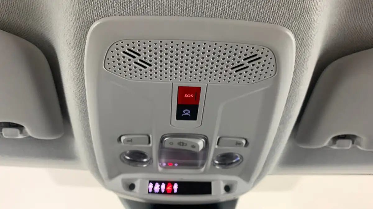 2024-citroen-c4-x-12-puretech-max-130ps-ss-eat8-big-30