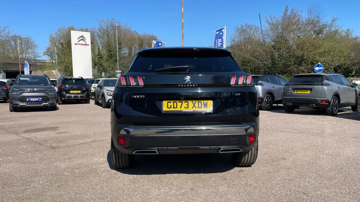 2024-peugeot-3008-suv-12-puretech-gt-136ps-hybrid-e-dsc6-big-8