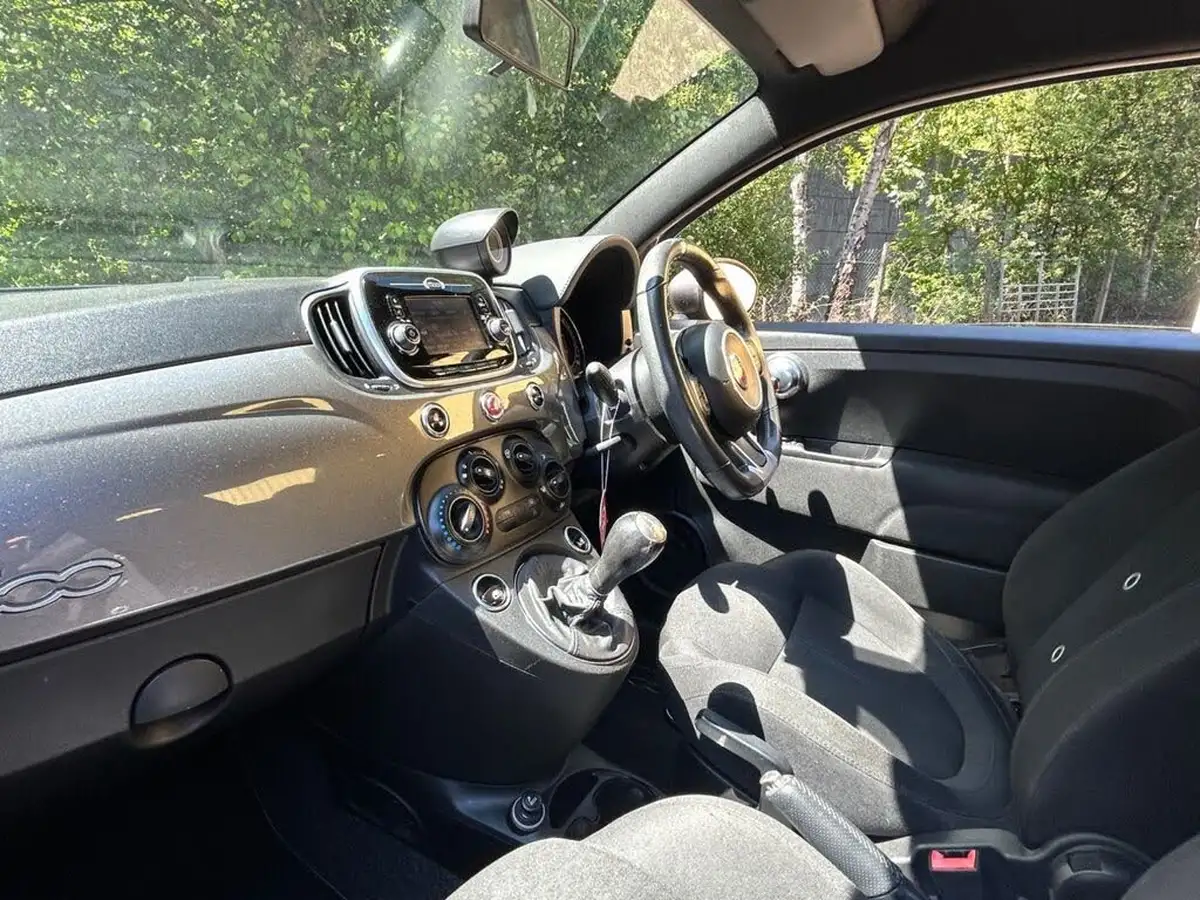 2018-abarth-595-14-tjet-big-15