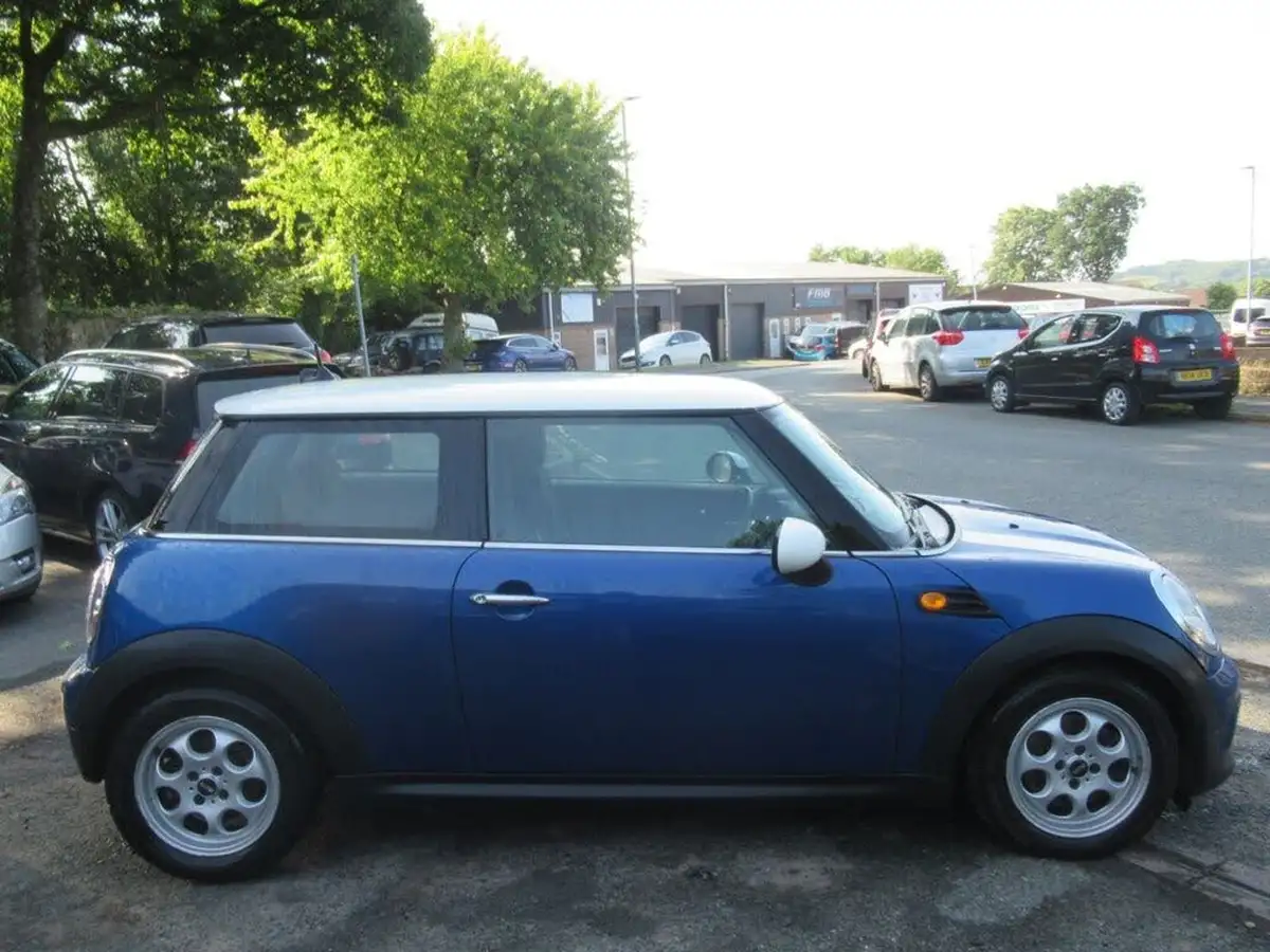 2011-mini-cooper-16td-cooper-d-112bhp-hatchback-3d-1598cc-big-15