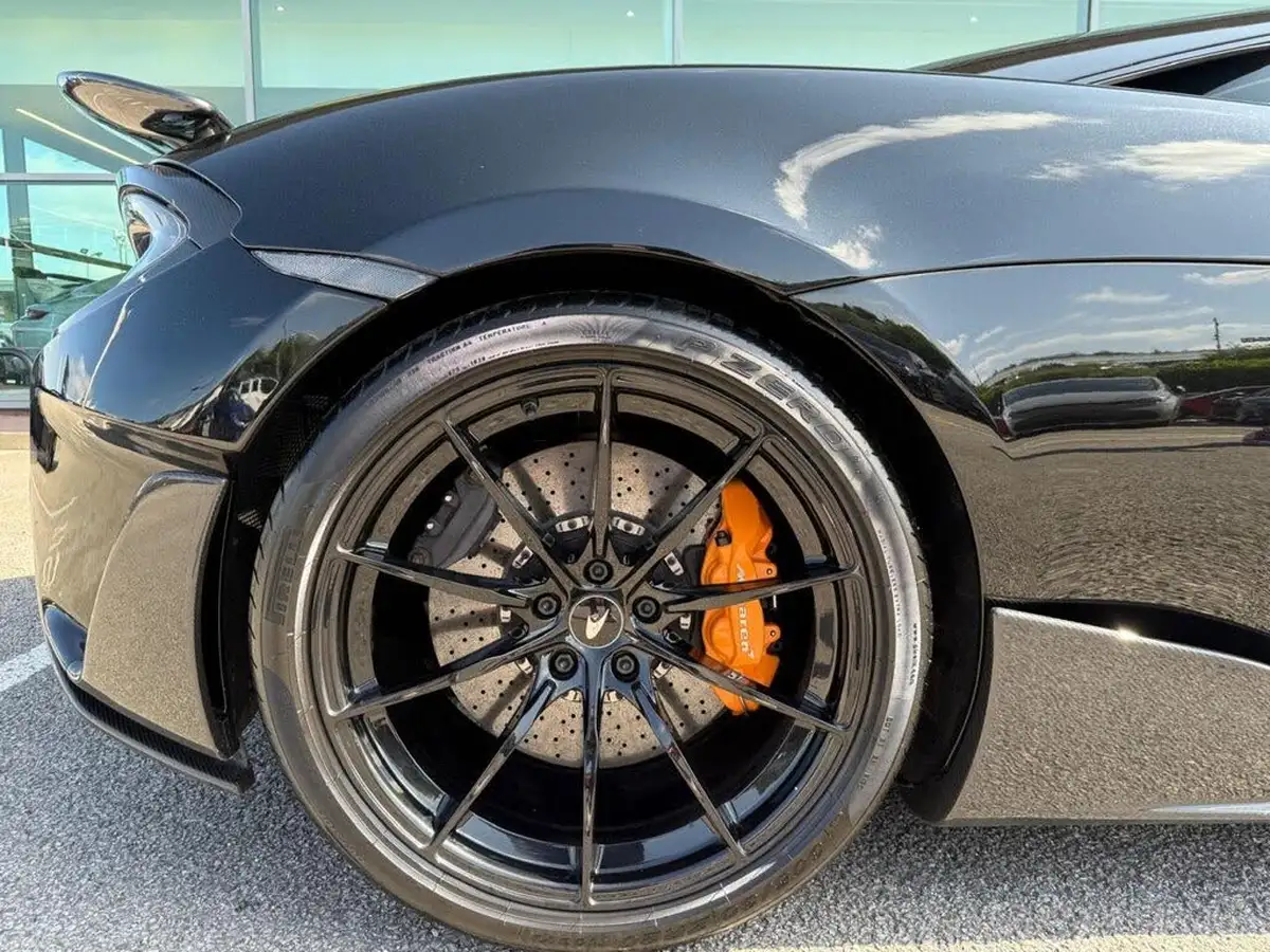 2019-mclaren-600lt-38-big-11