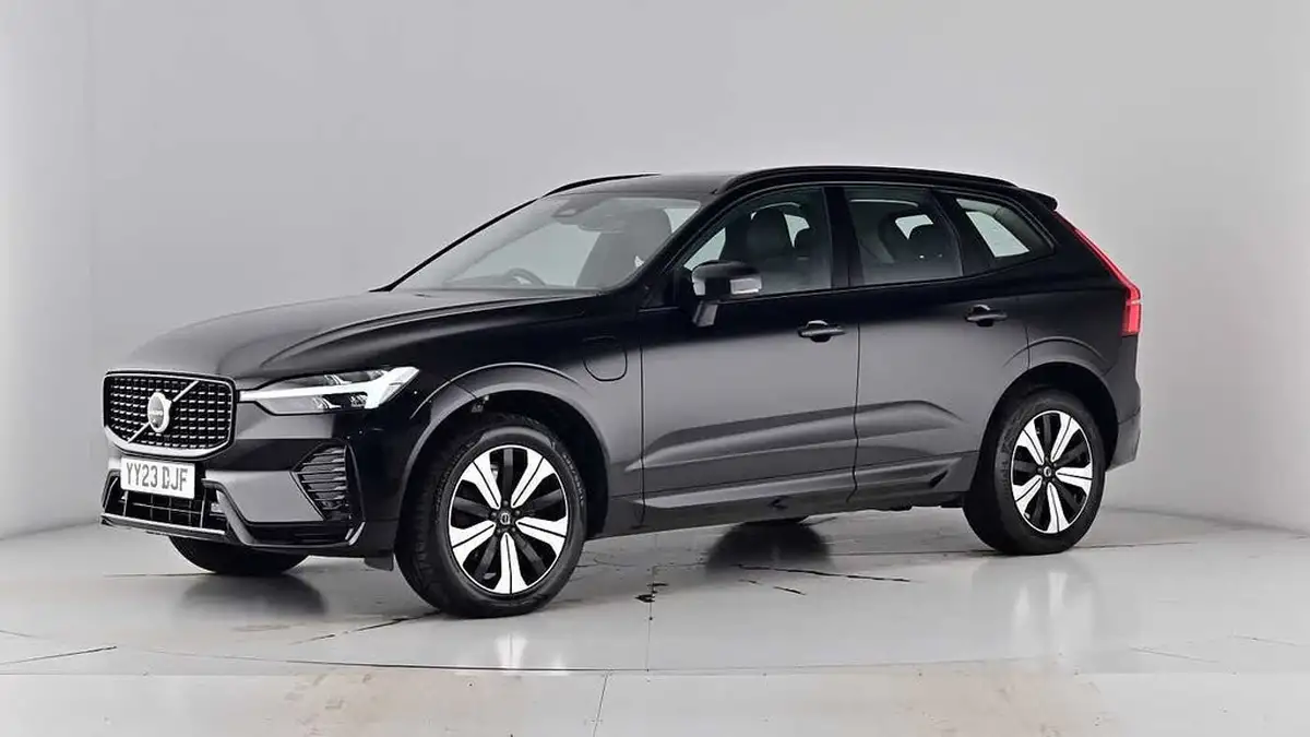 2023-volvo-xc60-20-b5-plus-big-59