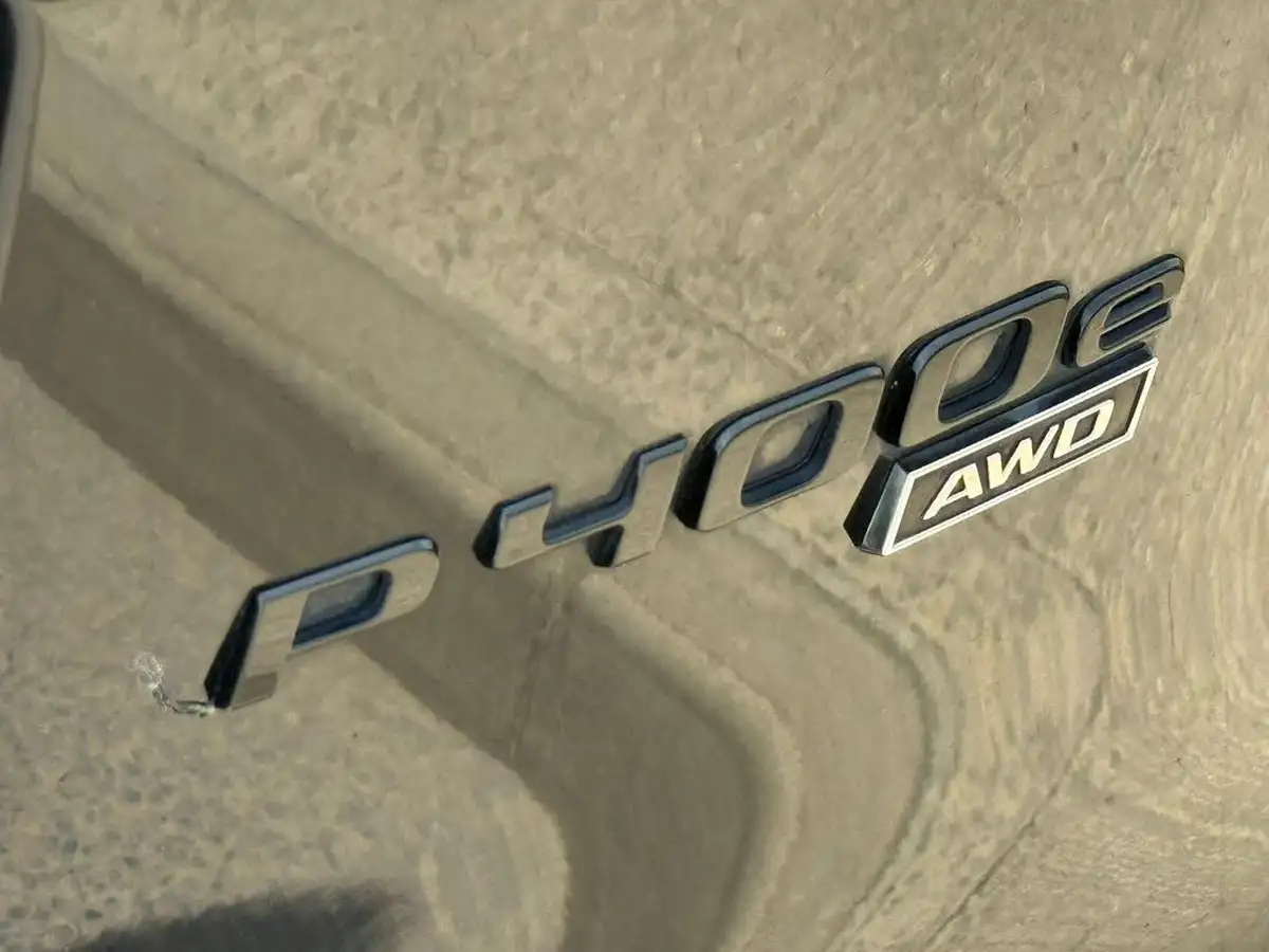 2022-jaguar-f-pace-20-p400e-r-dynamic-s-big-47