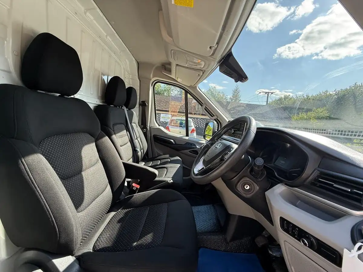 2022-maxus-deliver-9-20tdi-l3h2-big-8