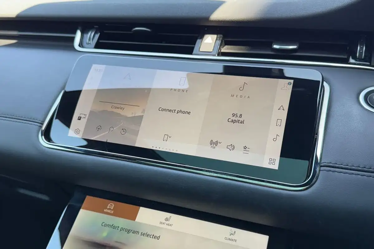 2022-land-rover-range-rover-evoque-20-d200-r-dynamic-hse-big-52