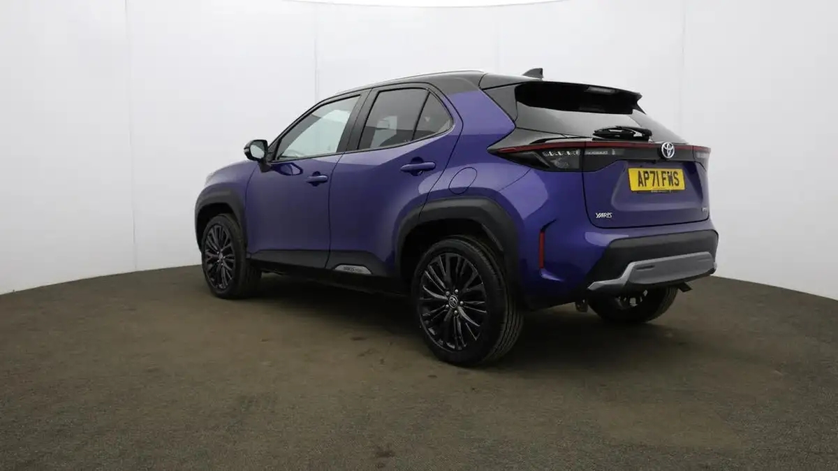 2022-toyota-yaris-cross-15-vvt-i-dynamic-big-56