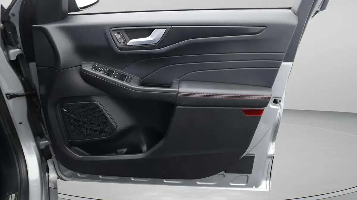 2022-ford-kuga-big-15