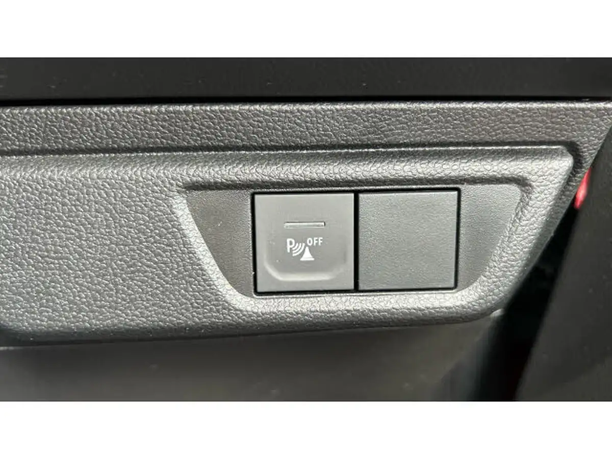 2021-dacia-sandero-10-tce-comfort-90bhp-big-21