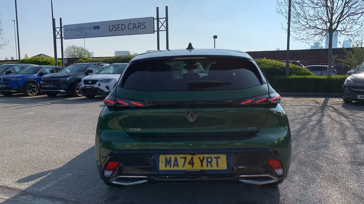 2024-peugeot-308-16-puretech-gt-180ps-big-8